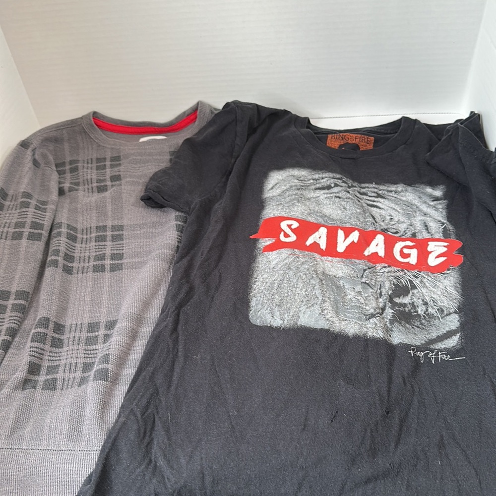 2 piece bundle boys shirts size 10 old navy ring of fire plaid tiger